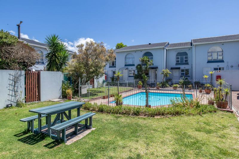 2 Bedroom Property for Sale in Plumstead Western Cape